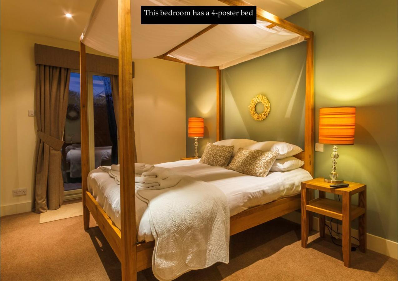 Mains Of Taymouth Country Estate 5* Houses เคนมอร์ ภายนอก รูปภาพ